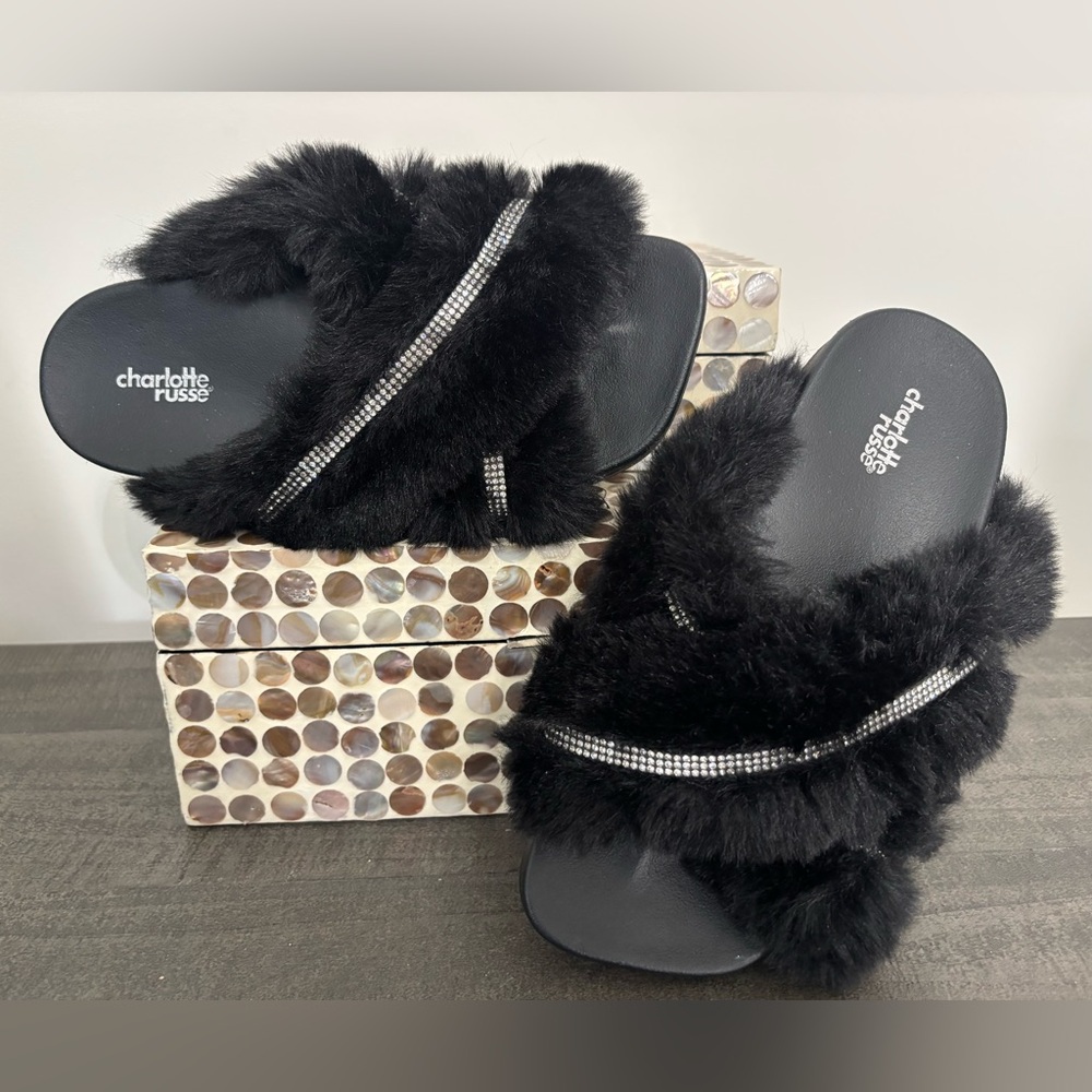 Charlotte Russe Black Fur Slides w/ Rhinestones. Women’s Sz 8, NWOB